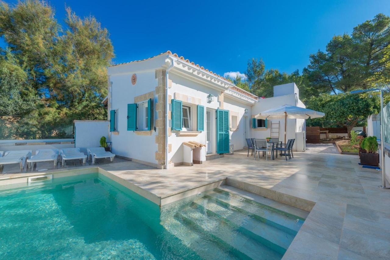 Herdain Villa *